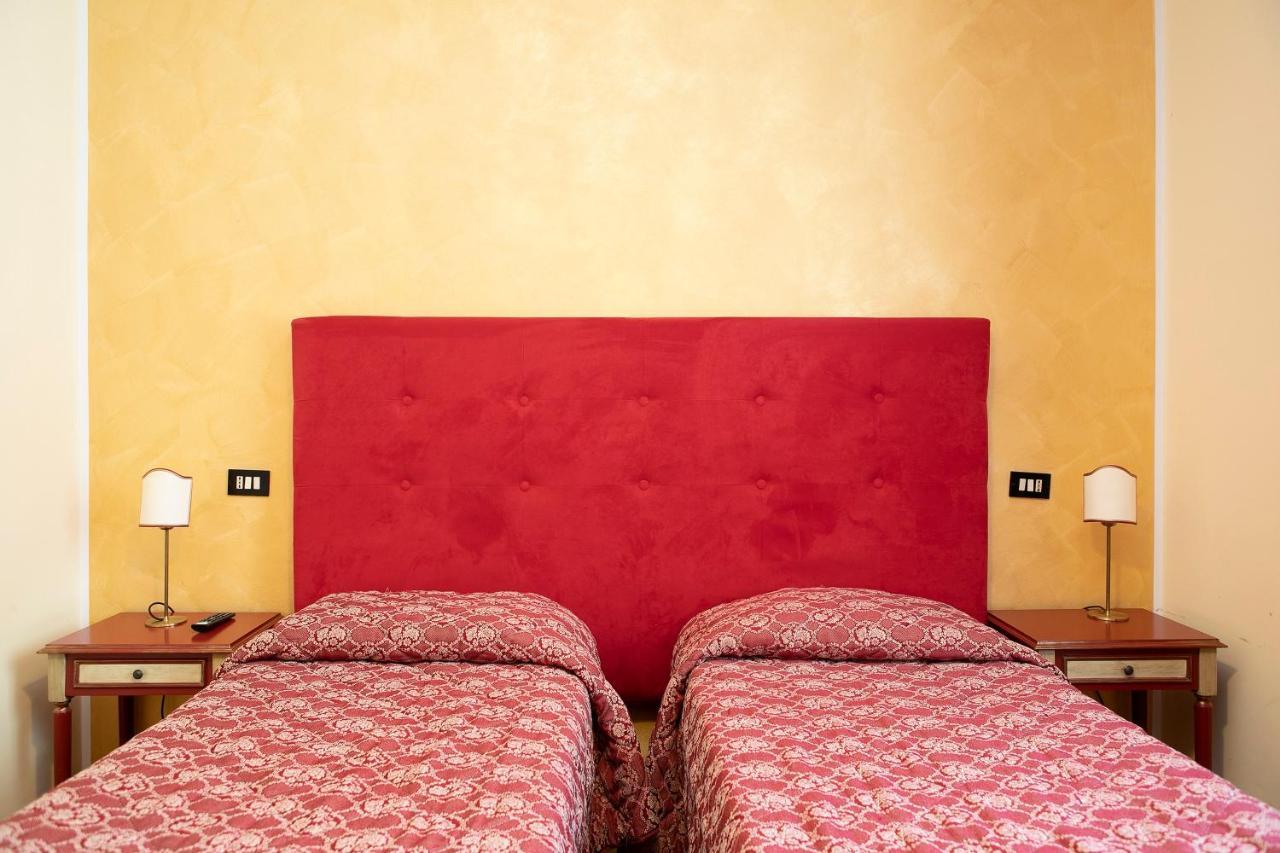 Hotel Fiordigigli LʼAquila Esterno foto